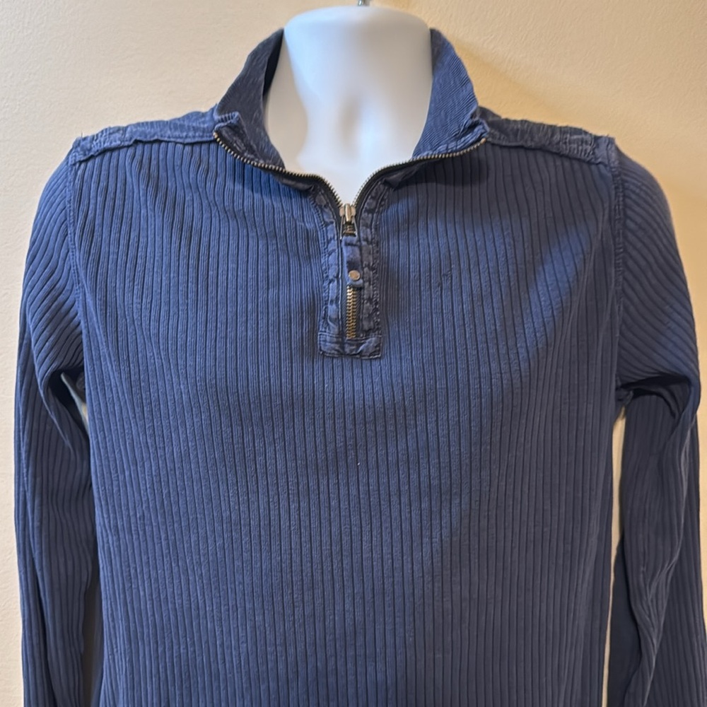 CALVIN KLEIN 1/4 zip Sweater. Size Medium - Picture 6 of 11